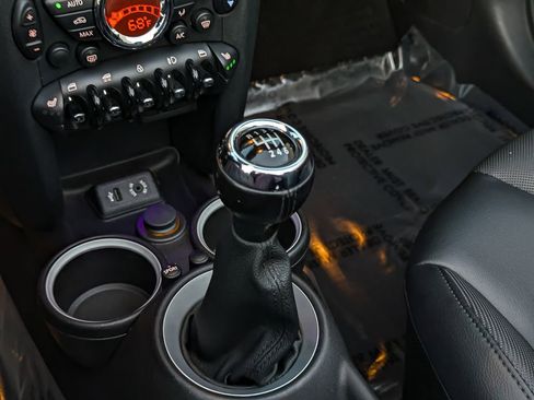 Used 2014 MINI Cooper S image 17