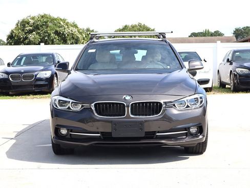 Used 2018 BMW 328d xDrive Wagon AWD/4WD image 2