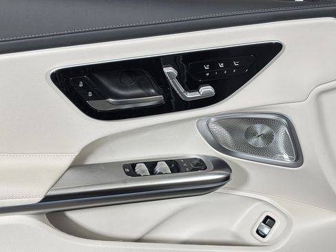 New 2026 Mercedes-Benz CLE 300 4MATIC Cabriolet image 17