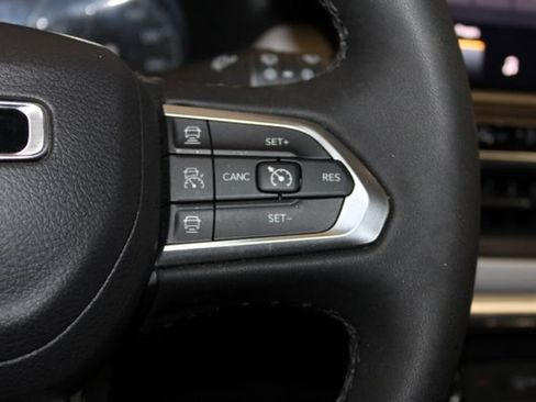 Used 2024 Jeep Compass Limited AWD/4WD image 21