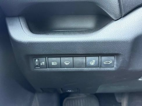 Used 2022 Toyota RAV4 TRD Off-Road w/ TRD Off-Road Weather Package AWD/4WD image 28