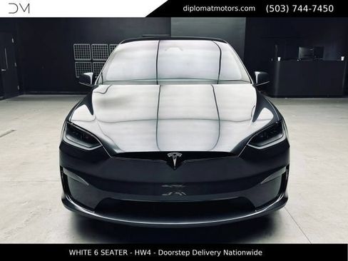Used 2025 Tesla Model X AWD/4WD image 10