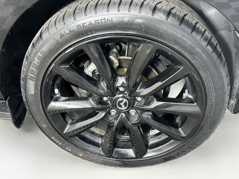 Used 2024 MAZDA MAZDA3 s FWD image 11