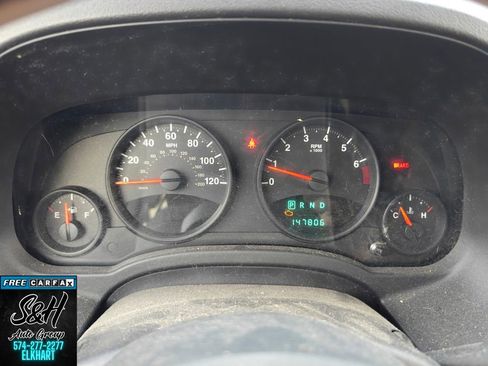 Used 2012 Jeep Compass Sport FWD image 19