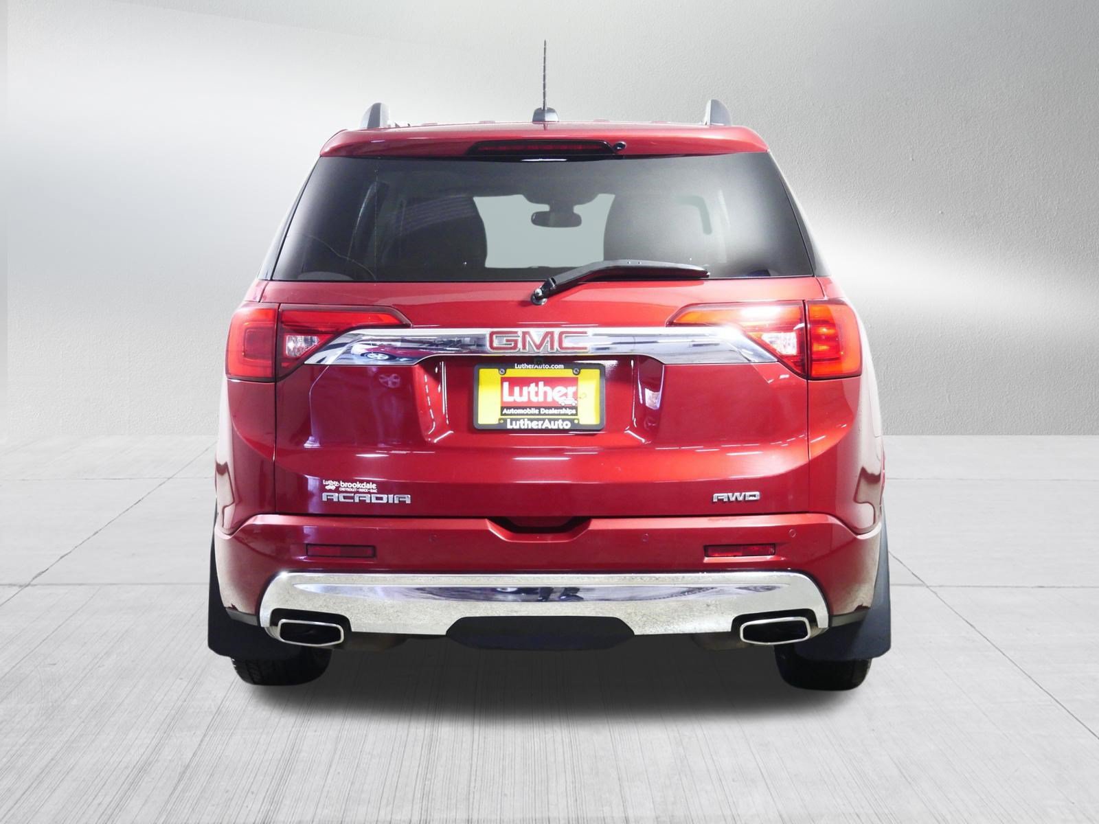 Used 2019 GMC Acadia Denali w/ Technology Package AWD/4WD image 6
