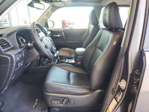Certified 2023 Toyota 4Runner TRD Off-Road Premium w/ Moonroof Package AWD/4WD image 18