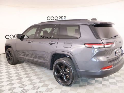 Used 2024 Jeep Grand Cherokee L Laredo AWD/4WD image 22