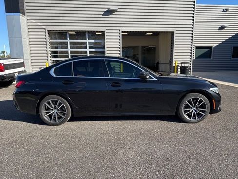 Used 2021 BMW 330i Sedan image 2