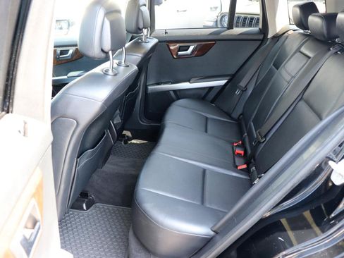 Used 2015 Mercedes-Benz GLK 350 4MATIC image 12