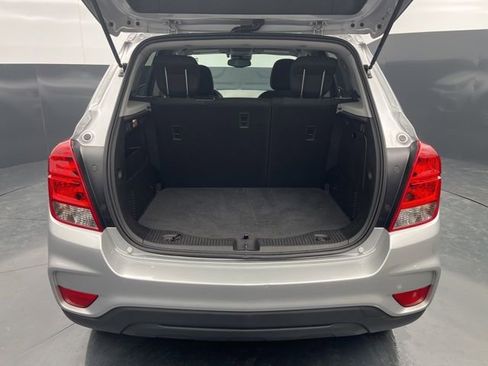 Used 2020 Chevrolet Trax LS w/ Tint and Cruise Package image 17