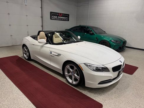 Used 2016 BMW Z4 sDrive28i RWD image 11