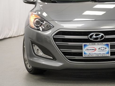 Used 2016 Hyundai Elantra GT w/ Option Group 03 FWD image 33