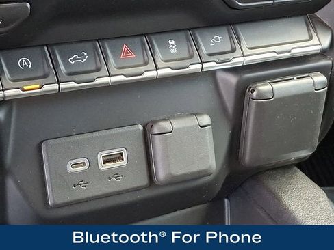 Used 2020 Chevrolet Silverado 1500 RST image 28