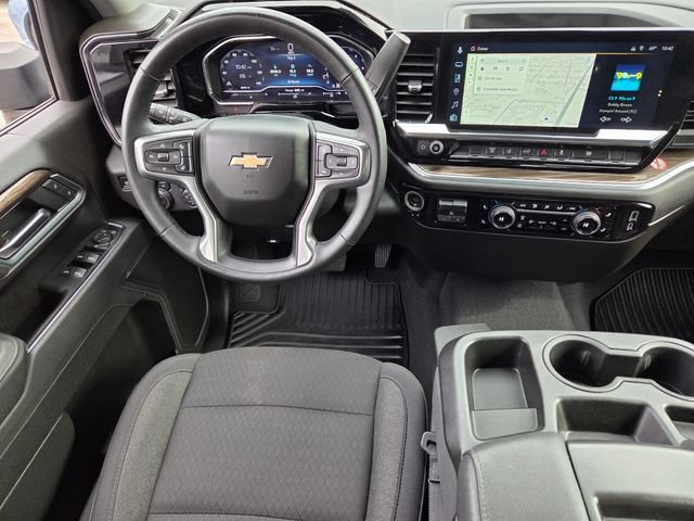 Used 2025 Chevrolet Silverado 2500 LT w/ Convenience Package AWD/4WD image 14