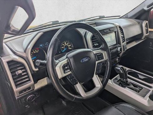 Used 2018 Ford F150 Lariat w/ Equipment Group 502A Luxury AWD/4WD image 16