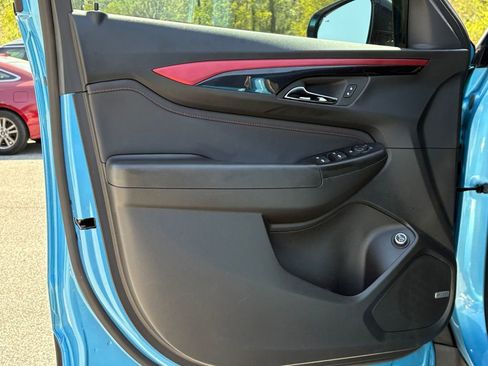 Used 2025 Chevrolet TrailBlazer RS w/ Convenience Package image 13