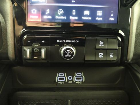 Used 2026 RAM 1500 Big Horn AWD/4WD image 29