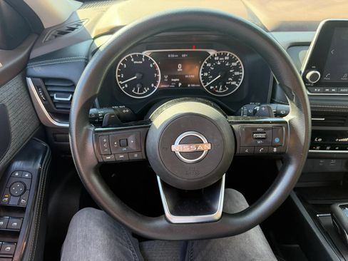 Used 2023 Nissan Rogue SV AWD/4WD image 11