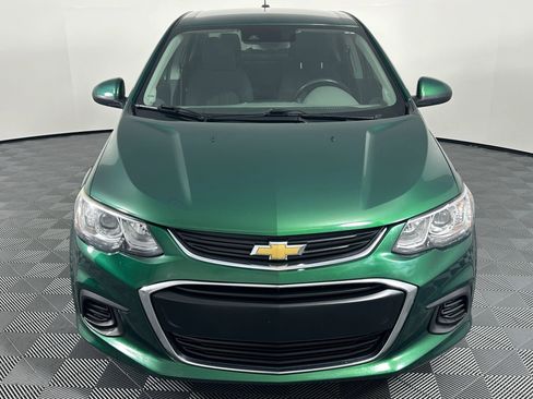Used 2018 Chevrolet Sonic LT w/ Convenience Package image 2