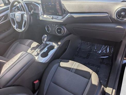 Used 2023 Chevrolet Blazer LT image 21