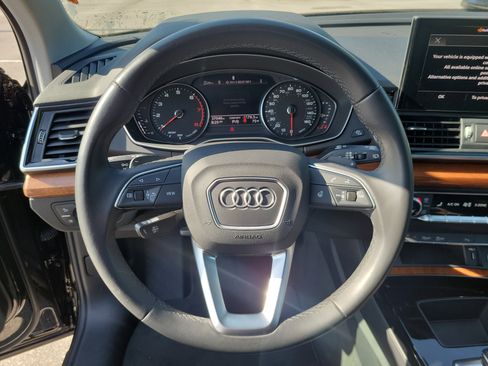 Used 2021 Audi Q5 2.0T Premium w/ Convenience Package AWD/4WD image 25