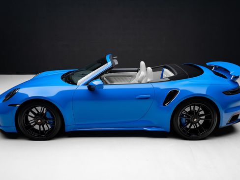 Used 2022 Porsche 911 Turbo S AWD/4WD image 20