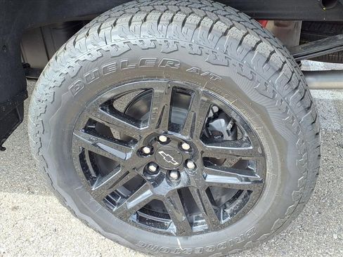 New 2026 Chevrolet Silverado 1500 LT Trail Boss w/ Safety Package image 7