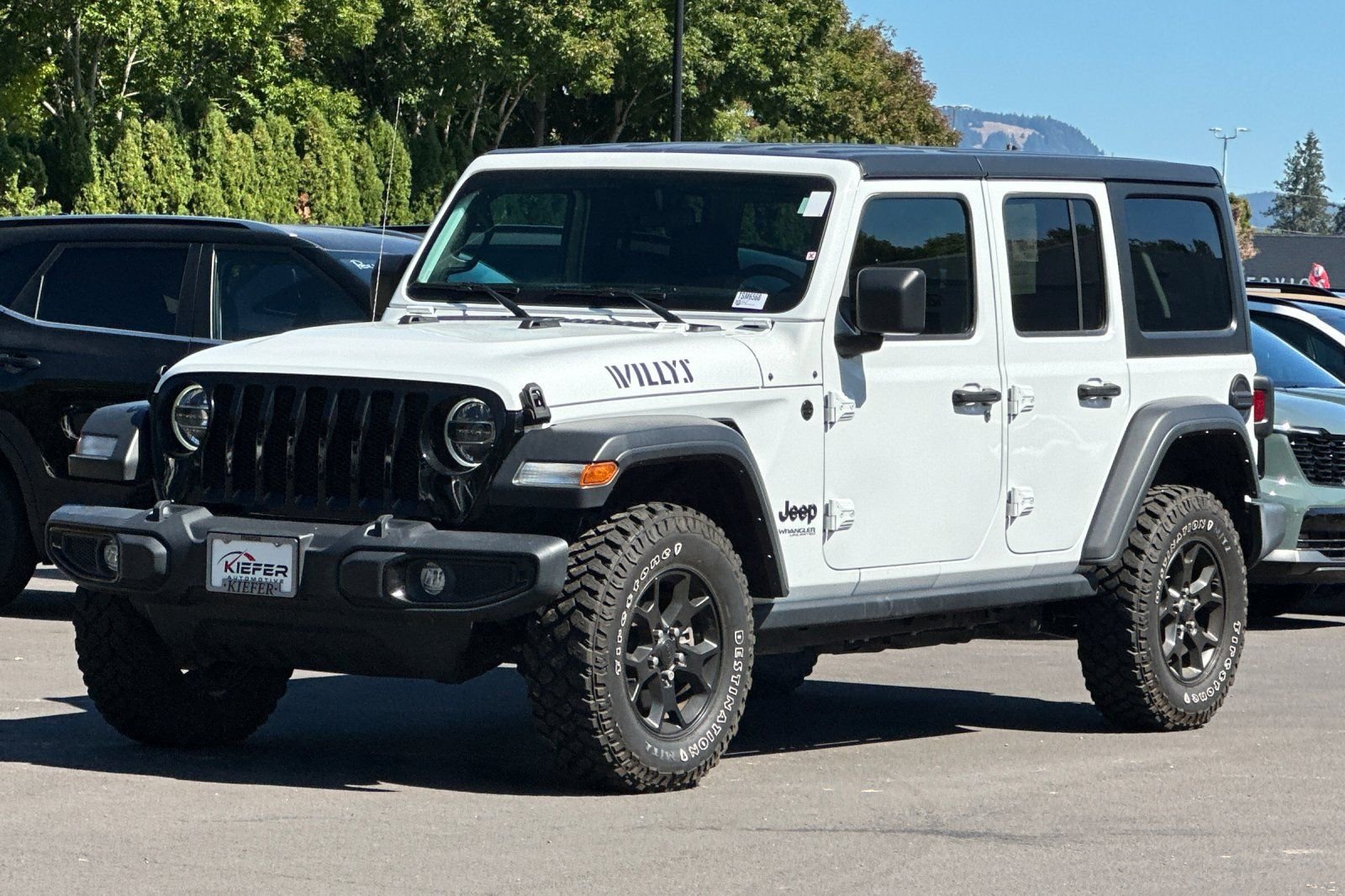 Used 2022 Jeep Wrangler Unlimited Sport AWD/4WD image 8