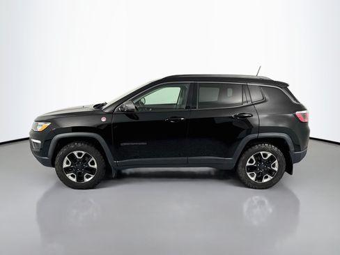 Used 2018 Jeep Compass Trailhawk w/ Leather Interior Group AWD/4WD image 8