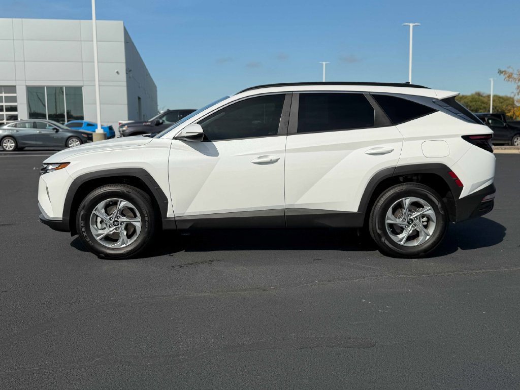 Used 2022 Hyundai Tucson SEL w/ Cargo Package AWD/4WD image 11