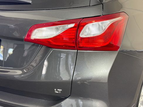 Used 2018 Chevrolet Equinox LS FWD image 34