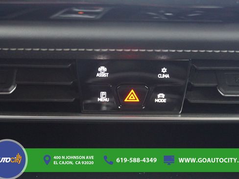 Used 2024 Volkswagen Atlas SE FWD image 24