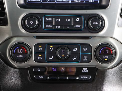 Used 2020 GMC Yukon SLE w/ Enhanced Driver Alert Package image 21