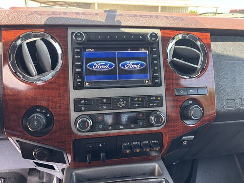 Used 2011 Ford F350 King Ranch w/ King Ranch w/Chrome Pkg AWD/4WD image 14
