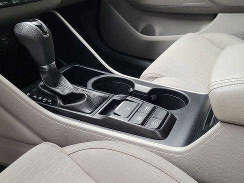 Used 2019 Hyundai Tucson SE AWD/4WD image 26