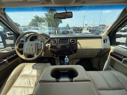 Used 2010 Ford F350 4x4 Crew Cab Super Duty image 25