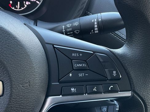 Used 2025 Nissan Sentra SV image 23