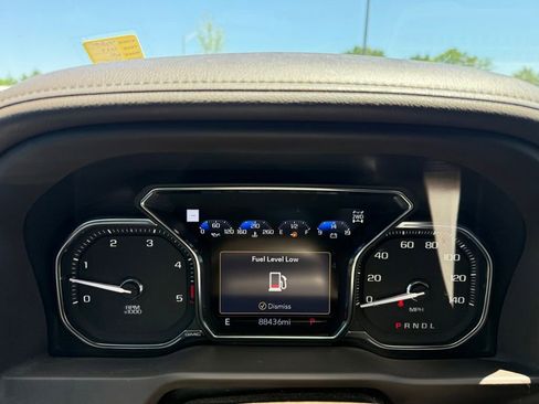 Used 2022 GMC Sierra 3500 Denali w/ Denali Ultimate Package AWD/4WD image 15