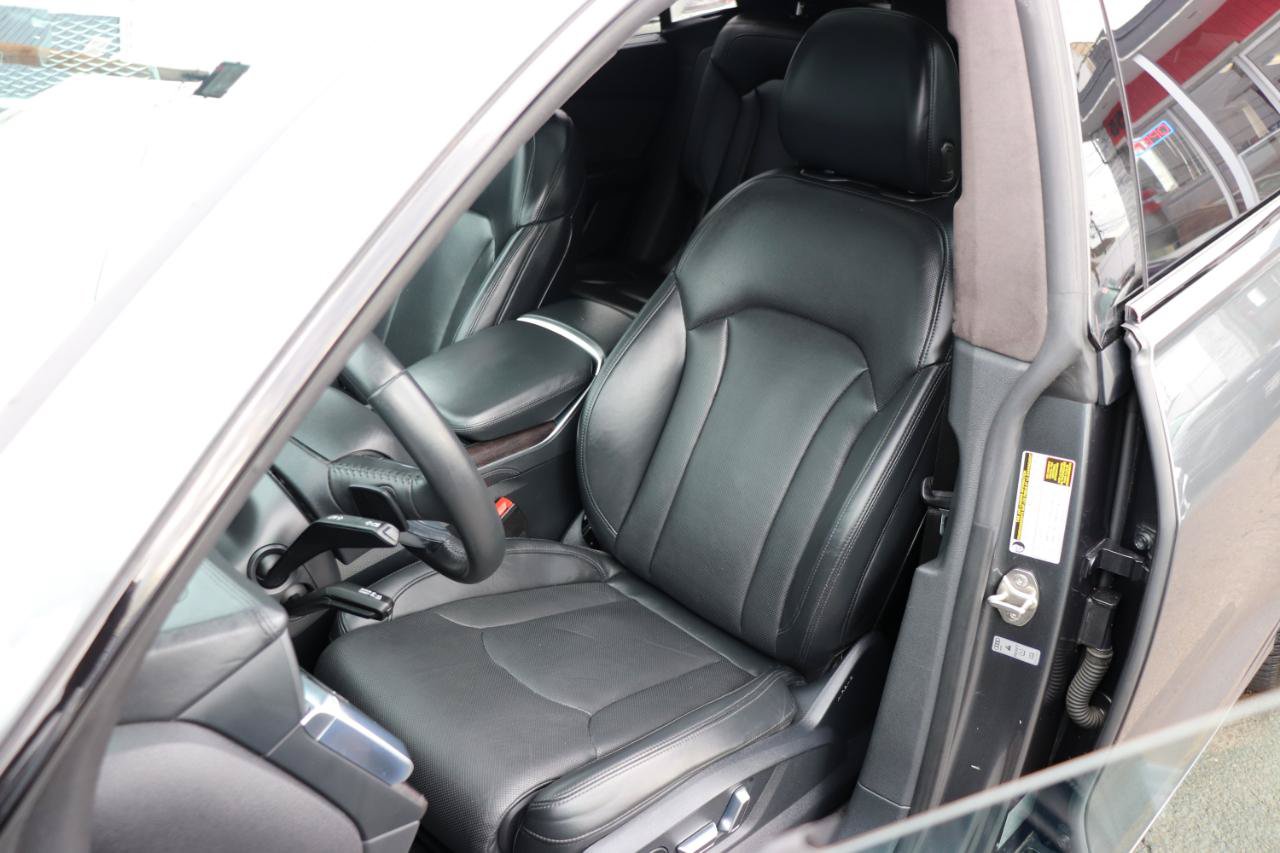 Used 2019 Audi Q8 Prestige AWD/4WD image 11