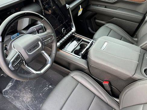 New 2026 GMC Yukon XL Denali w/ Advanced Technology Package AWD/4WD image 10