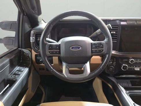 Used 2024 Ford F250 Lariat w/ Chrome Package AWD/4WD image 18