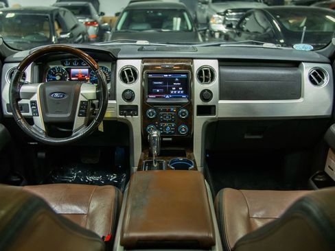 Used 2013 Ford F150 Platinum image 38