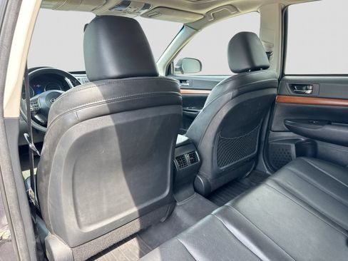 Used 2014 Subaru Outback 3.6R Limited w/ Moonroof Package AWD/4WD image 20