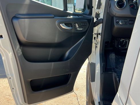 New 2026 Mercedes-Benz Sprinter 2500 image 14
