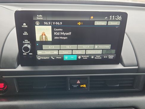Used 2025 Honda Pilot Elite image 22