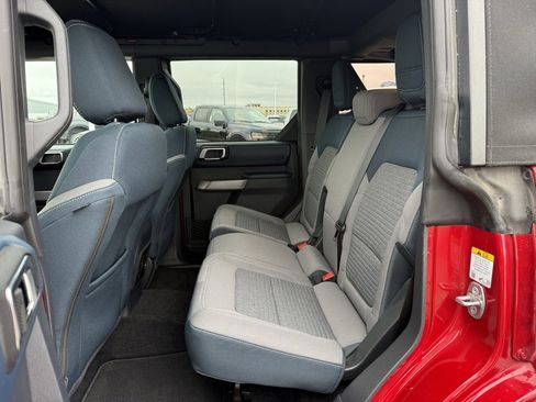 Used 2021 Ford Bronco Outer Banks image 9