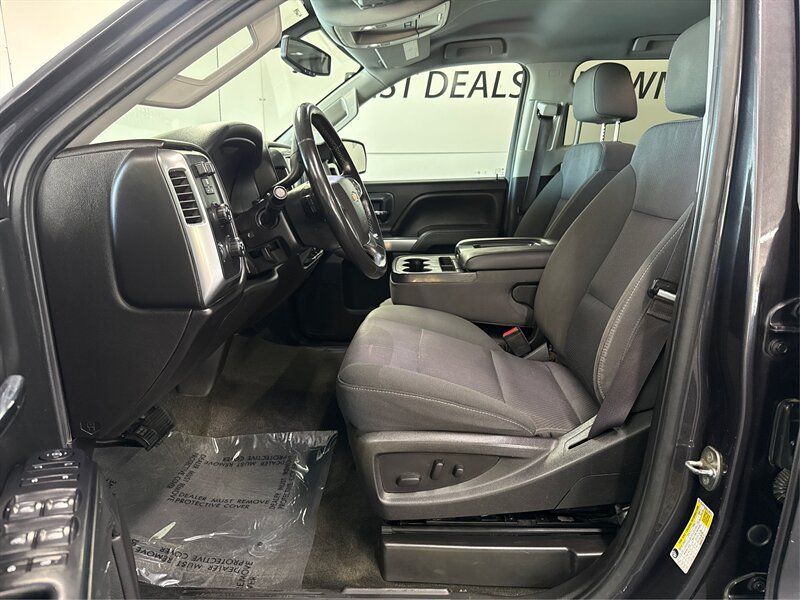 Used 2016 Chevrolet Silverado 2500 LT w/ LT Convenience Package AWD/4WD image 9