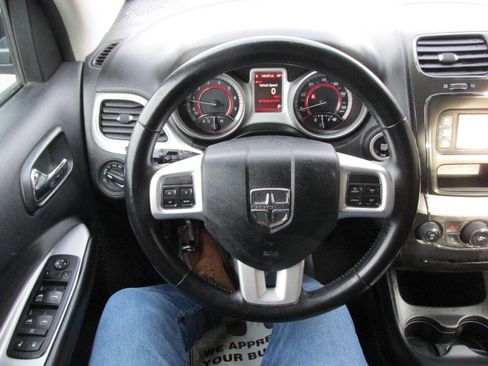 Used 2017 Dodge Journey SE w/ Flexible Seating Group FWD image 52