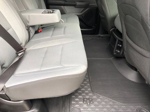 Used 2021 RAM 1500 Big Horn image 26