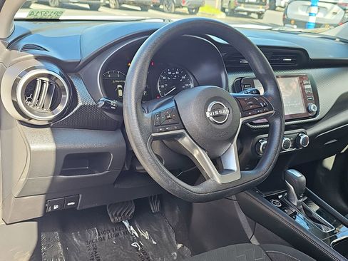 Used 2023 Nissan Kicks SV FWD image 15